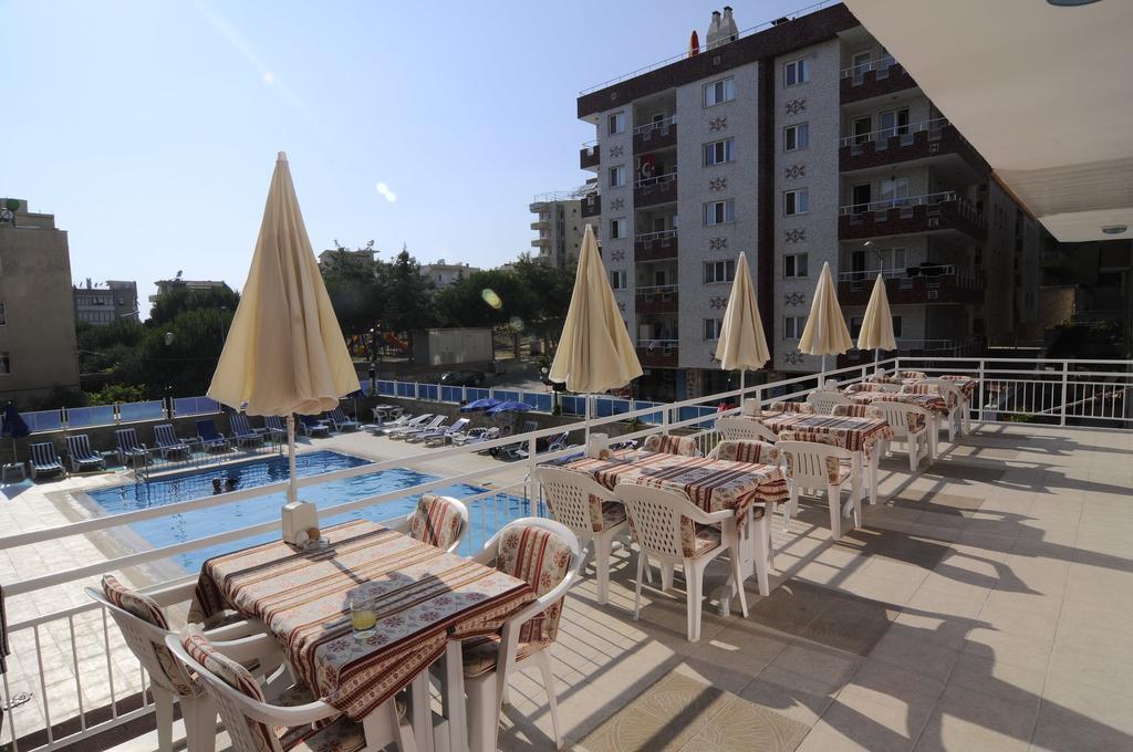 Altinbas Apart Hotel 쿠사다시 객실 사진